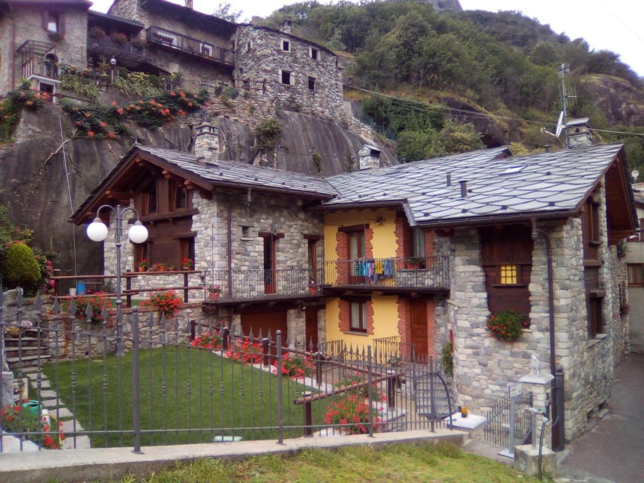 La Coccinella Villa Donnaz Buitenkant foto